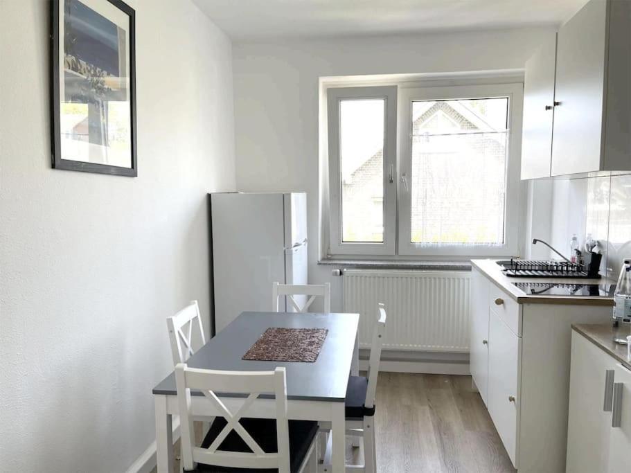 Duesseldorf Messe And Airport, 2-Bedroom Apartment With Kitchen And Garden Duisburg Eksteriør billede