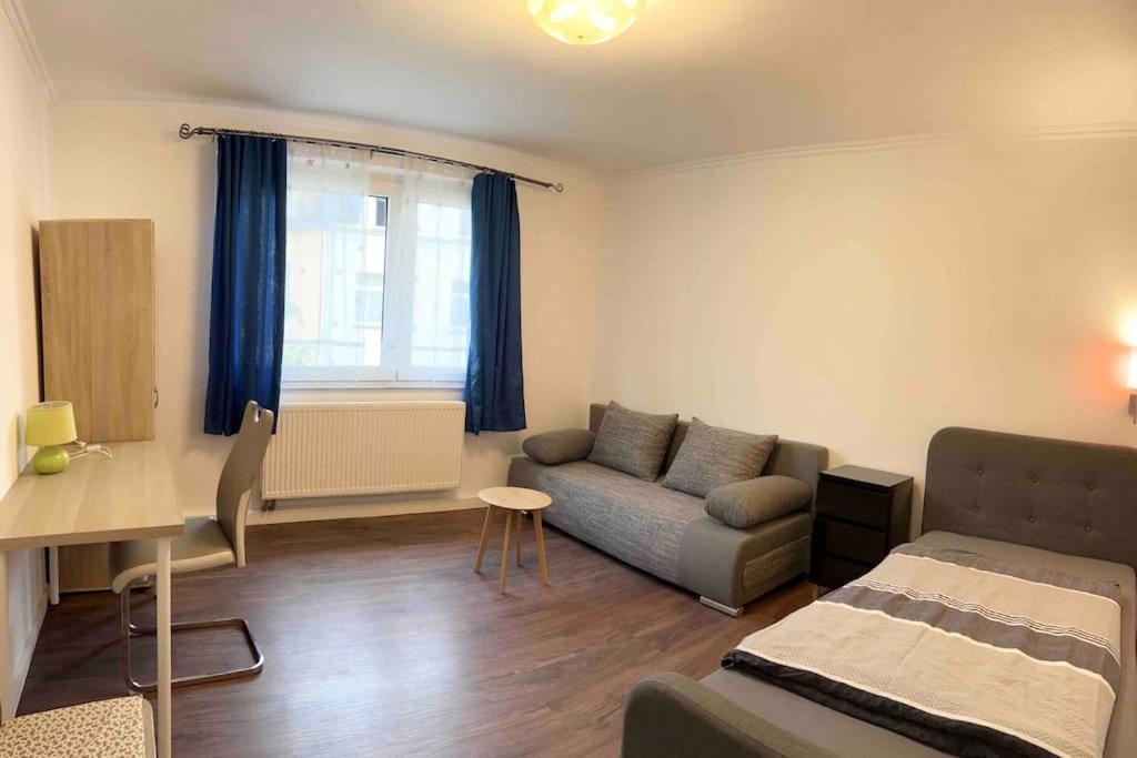 Duesseldorf Messe And Airport, 2-Bedroom Apartment With Kitchen And Garden Duisburg Eksteriør billede